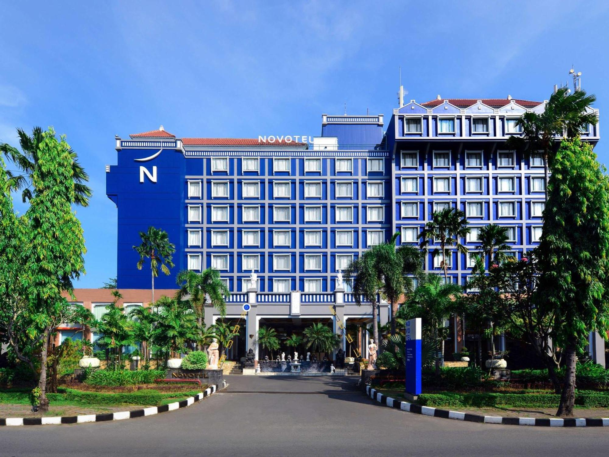 Novotel Solo Surakarta (Solo) Exterior foto